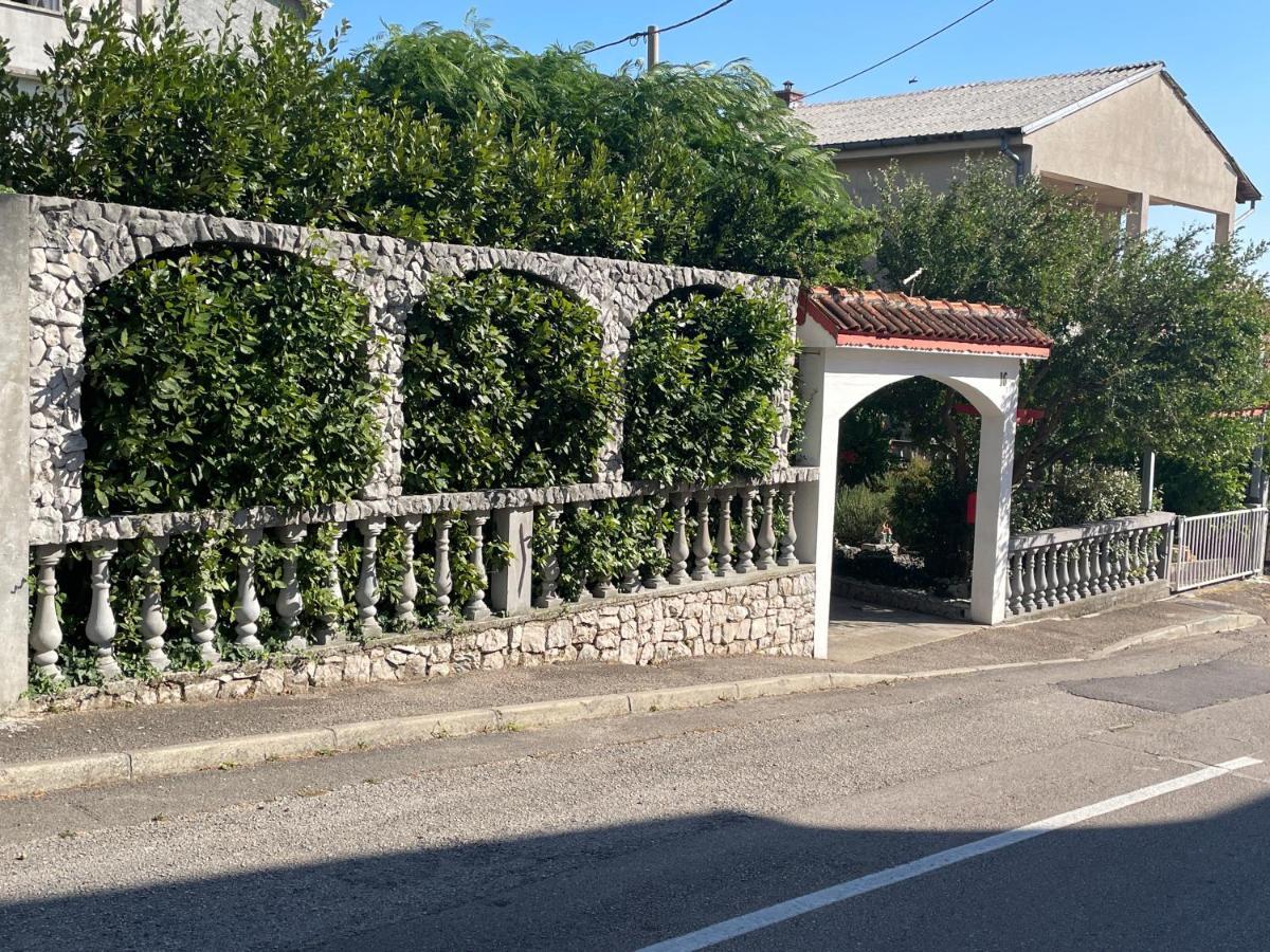Apppave Apartment Novi Vinodolski Exterior photo